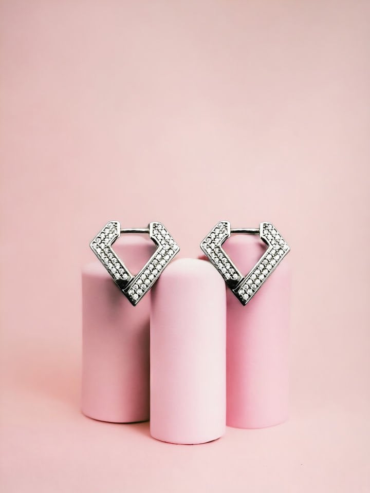 Triangle Earing