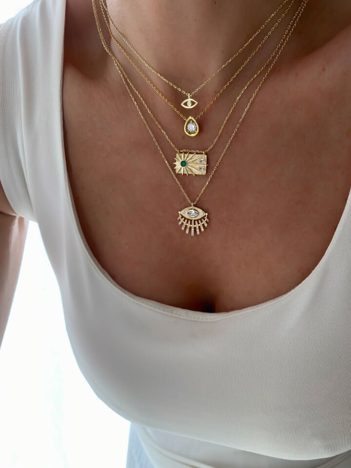 Göz Saçaklı Kolye