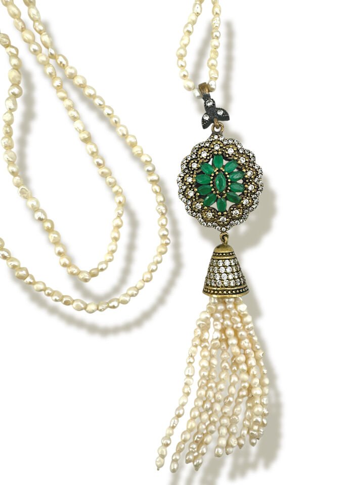 Antique Pearl Green
